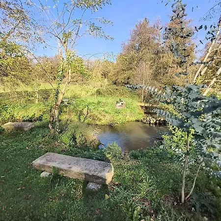 De Rural De 15 Personnes, Bain Nordique, Riviere Et Nature Voutre