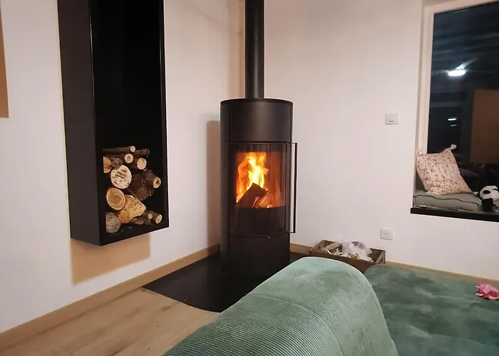 別荘 De Rural De 15 Personnes, Bain Nordique, Riviere Et Nature Voutre