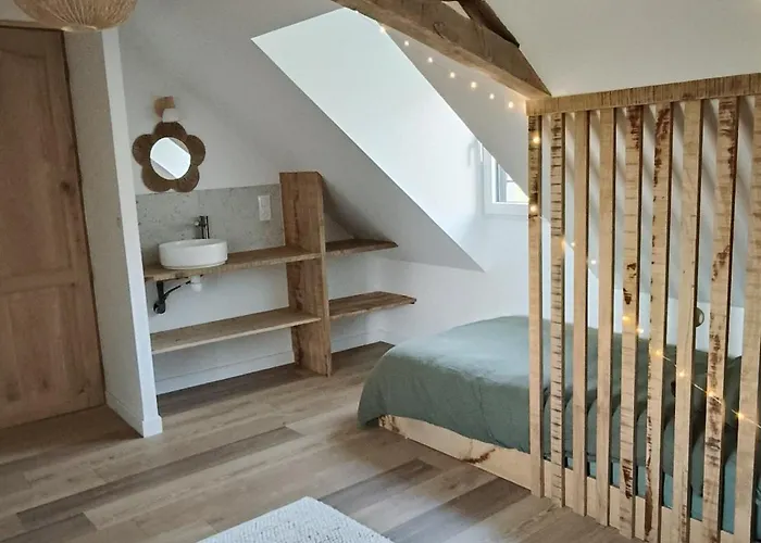 De Rural De 15 Personnes, Bain Nordique, Riviere Et Nature Voutre