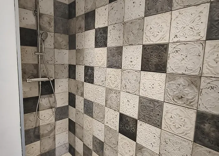 De Rural De 15 Personnes, Bain Nordique, Riviere Et Nature