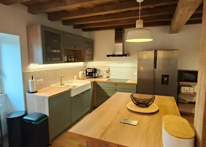 De Rural De 15 Personnes, Bain Nordique, Riviere Et Nature