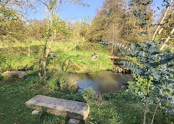 De Rural De 15 Personnes, Bain Nordique, Riviere Et Nature Voutre